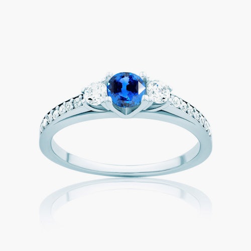 Pierścionek Heart of the Ocean: białe złoto, niebieski szafir